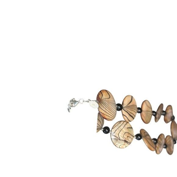 DONNA DRESSLER Sterling Silver Animal Print Dyed Shell mother of Pearl Necklace - Picture 3 of 5